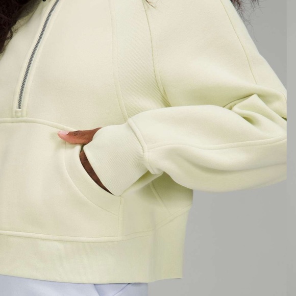 Lululemon Scuba Oversized Half-Zip Hoodie
Dewy XS/S - Picture 3 of 15